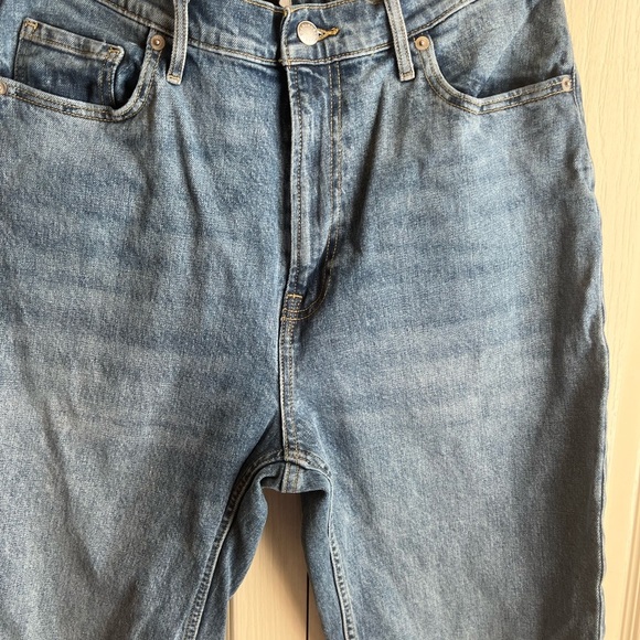 Everlane The Original Cheeky Jean - Picture 4 of 7